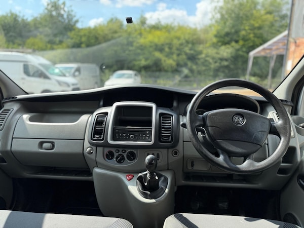 Used Vauxhall Vivaro 2011 for sale - 75196601: Photo 17