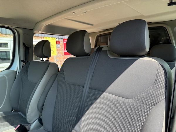Used Vauxhall Vivaro 2011 for sale - 75196601: Photo 35