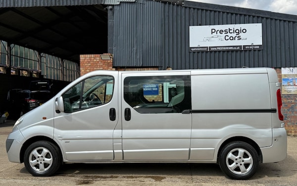 Used Vauxhall Vivaro 2011 for sale - 75196601: Photo 6