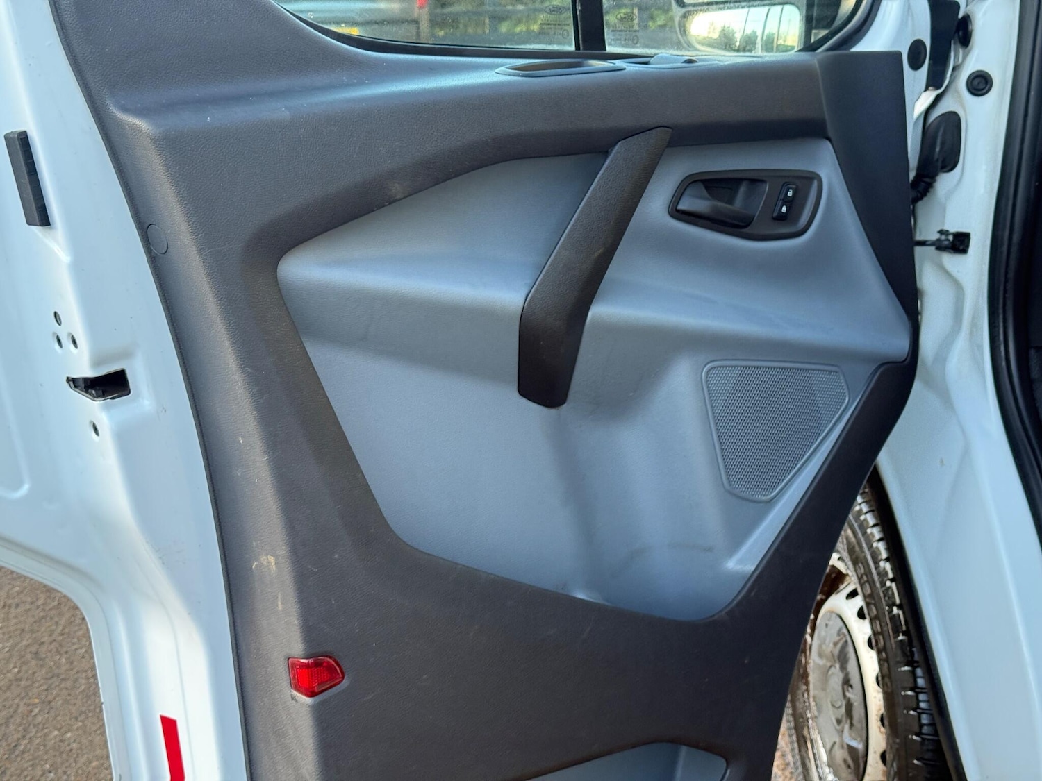 Used Ford Transit Custom 2017 for sale - 77006534: Photo 18