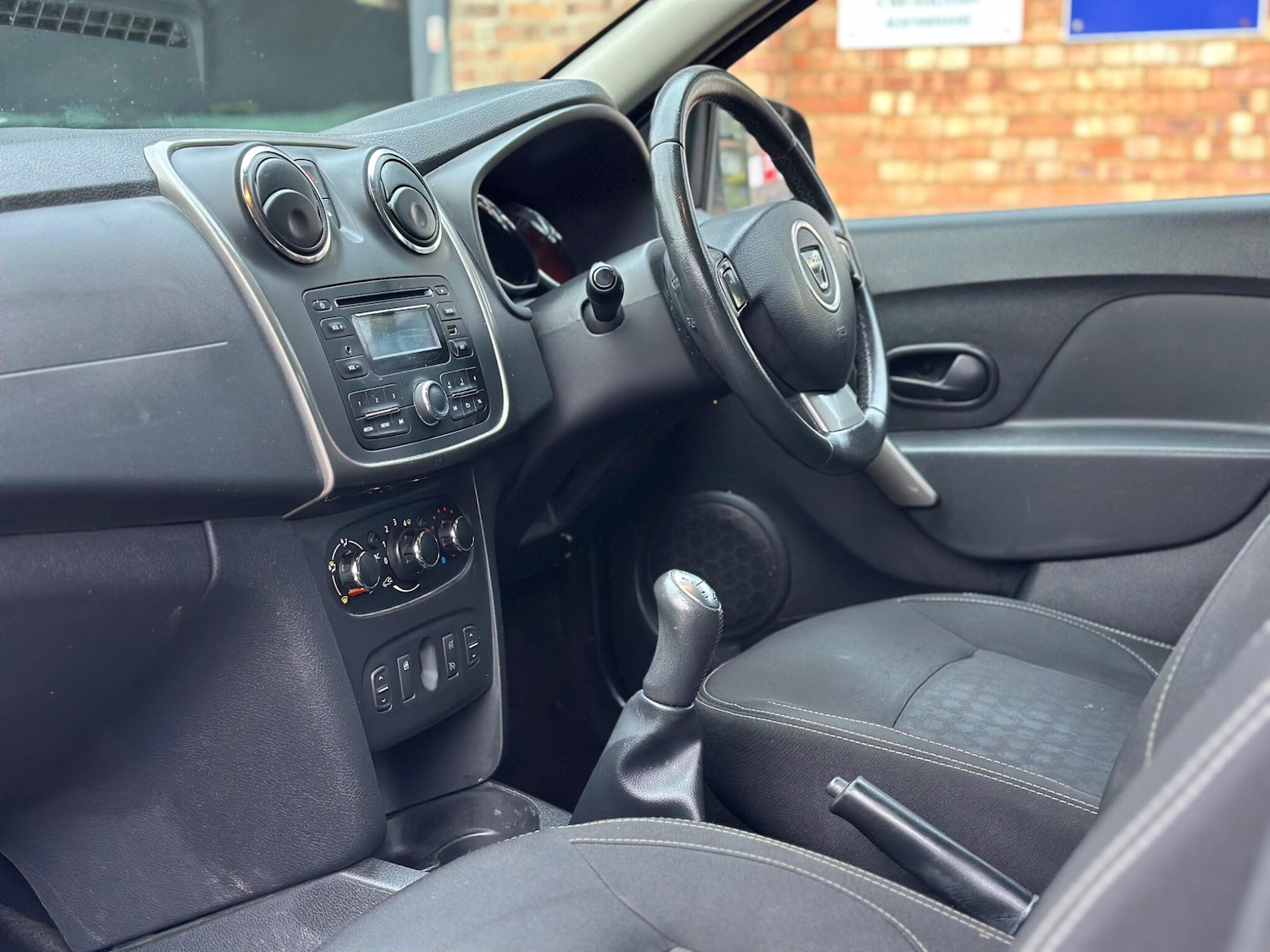 Used Dacia Logan MCV 2015 for sale - 77324001: Photo 14