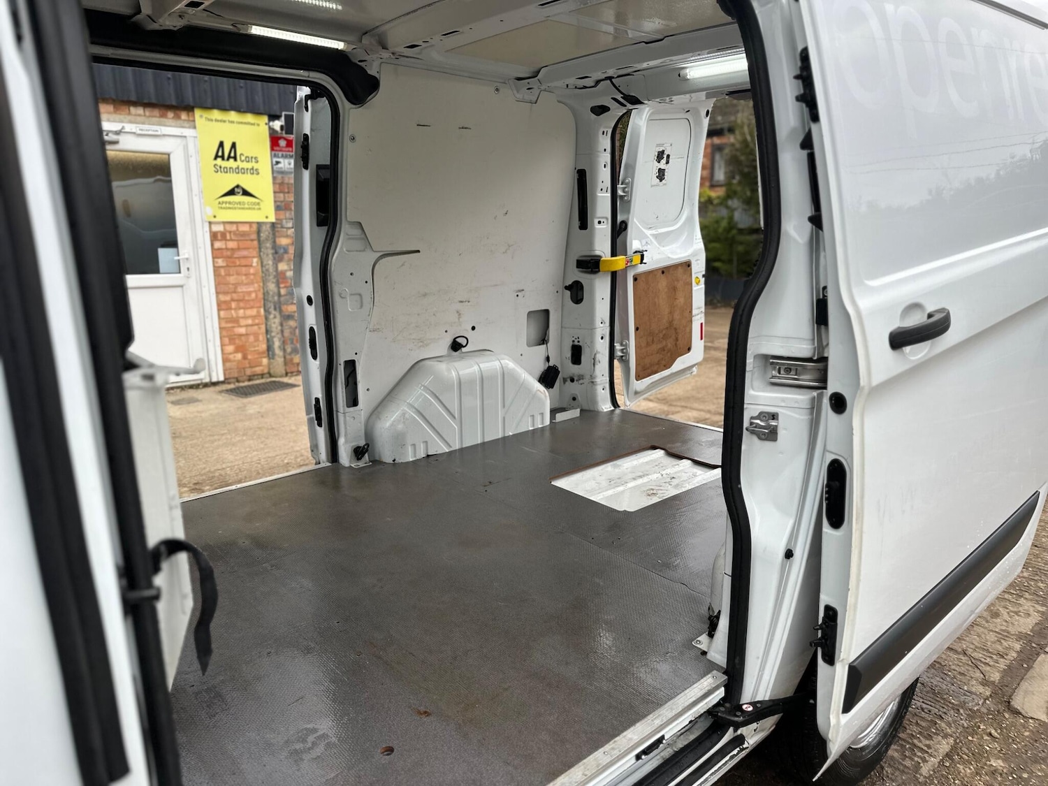 Used Ford Transit Custom 2017 for sale - 77368782: Photo 11