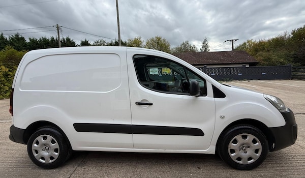 Used Peugeot Partner 2018 for sale - 76082429: Photo 12