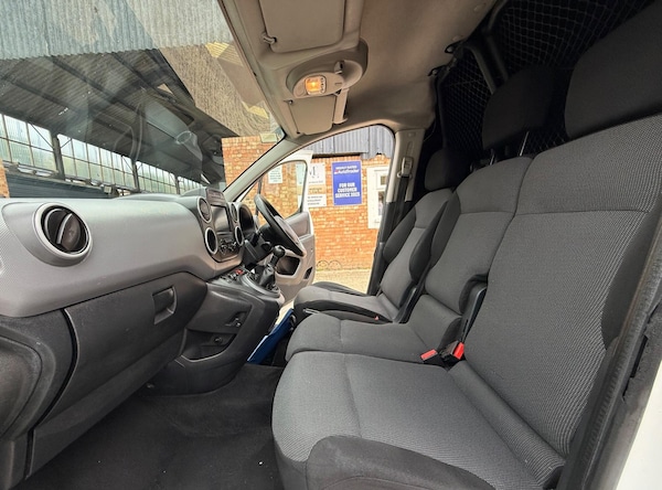 Used Peugeot Partner 2018 for sale - 76082429: Photo 14
