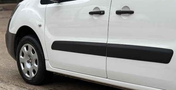 Used Peugeot Partner 2018 for sale - 76082429: Photo 21