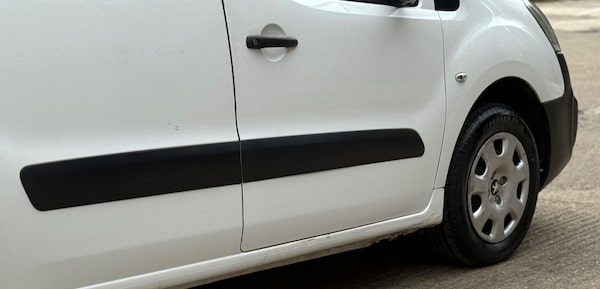 Used Peugeot Partner 2018 for sale - 76082429: Photo 32
