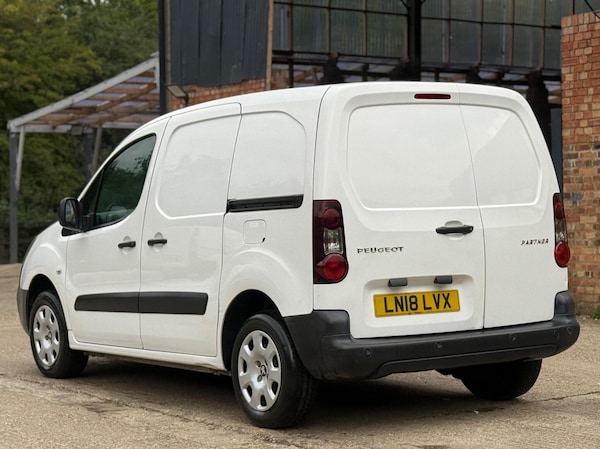 Used Peugeot Partner 2018 for sale - 76082429: Photo 5