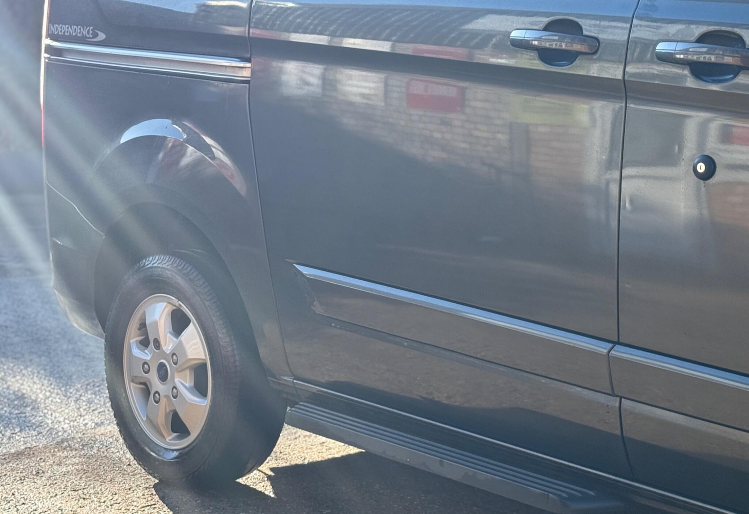 Used Ford Tourneo Custom 2018 for sale - 77555404: Photo 24