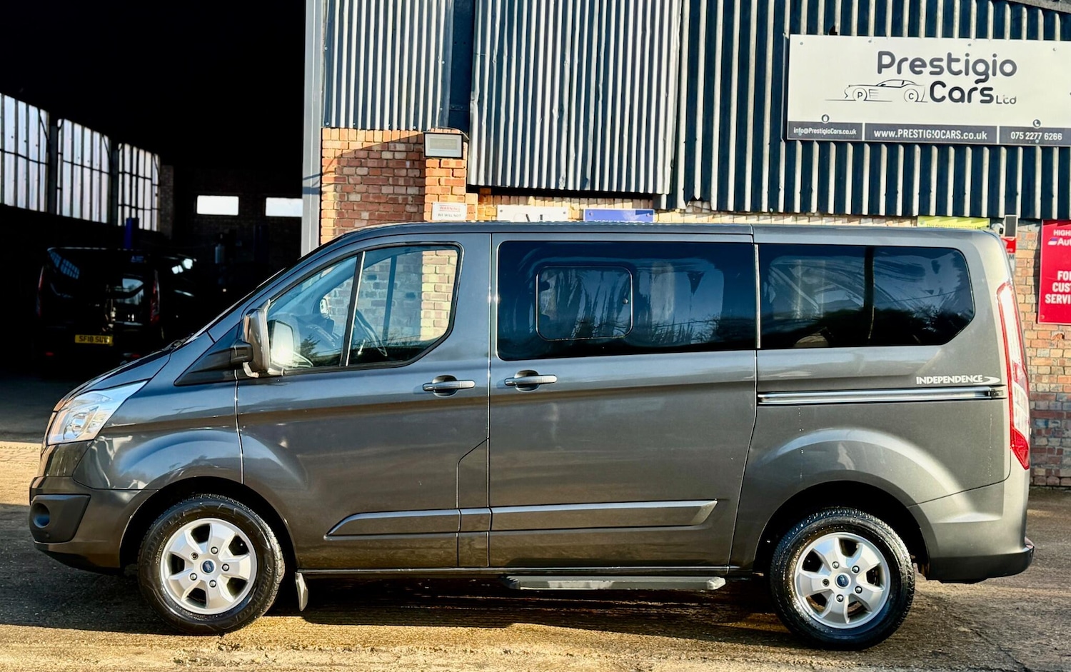 Used Ford Tourneo Custom 2018 for sale - 77555404: Photo 7