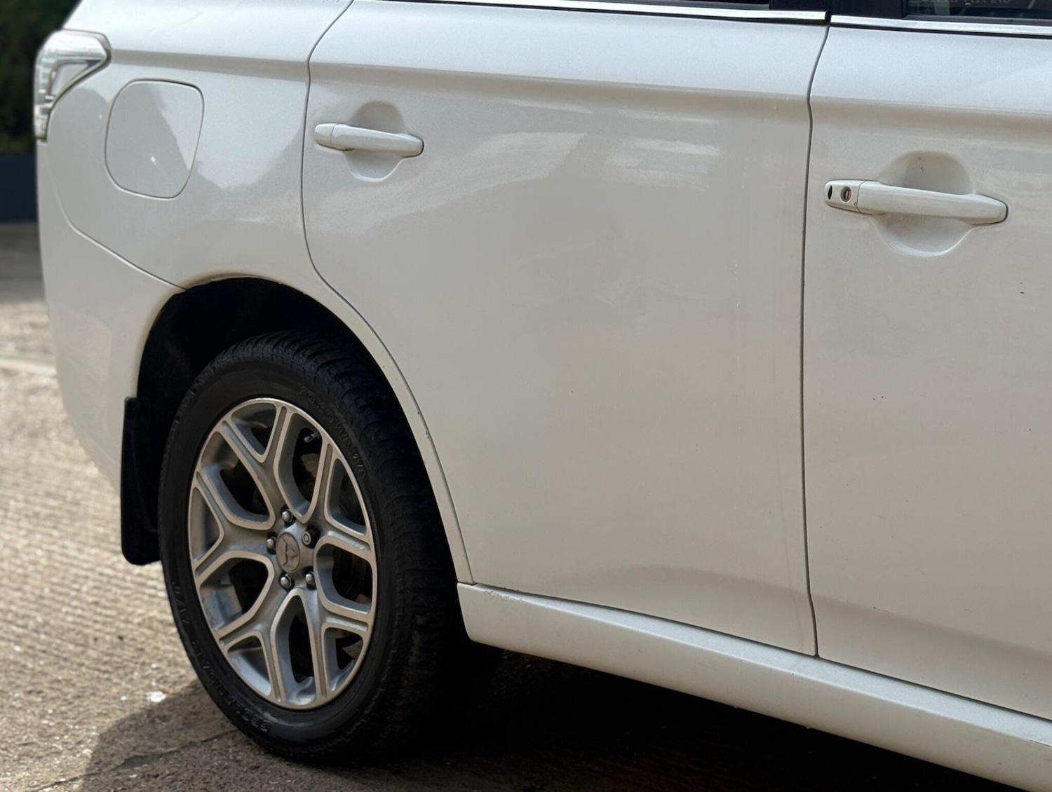 Used Mitsubishi Outlander 2014 for sale - 77408861: Photo 23