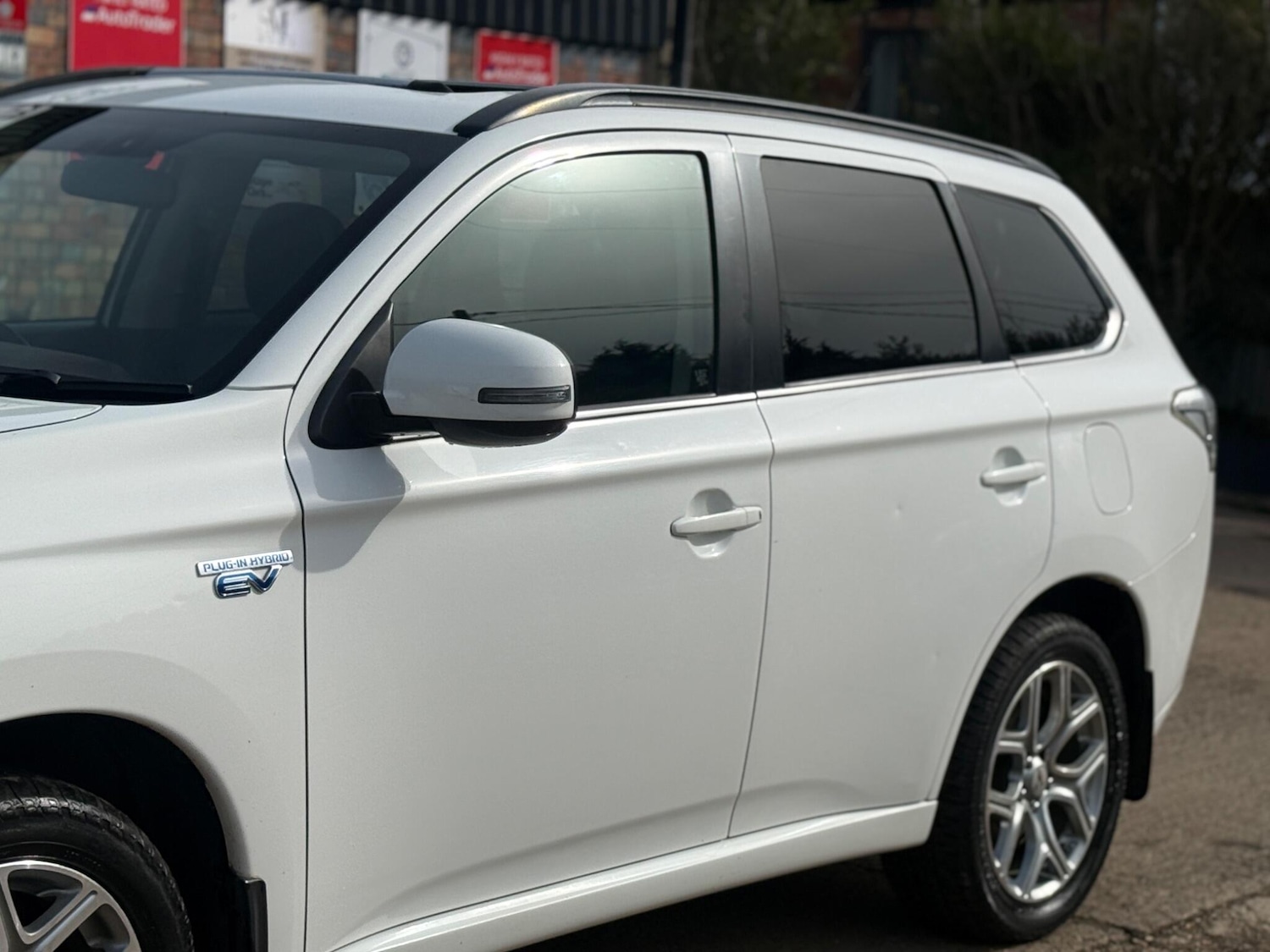 Used Mitsubishi Outlander 2014 for sale - 77408861: Photo 25