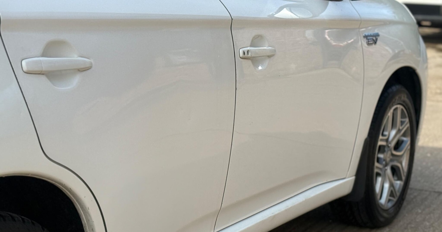 Used Mitsubishi Outlander 2014 for sale - 77408861: Photo 32