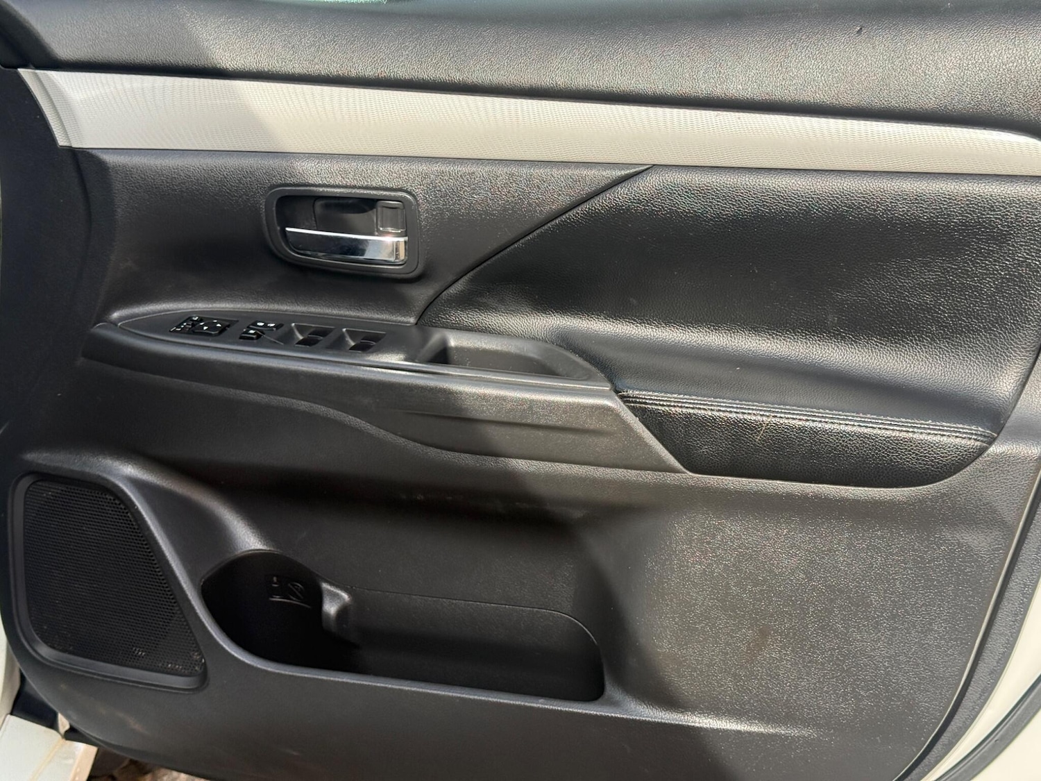 Used Mitsubishi Outlander 2014 for sale - 77408861: Photo 33