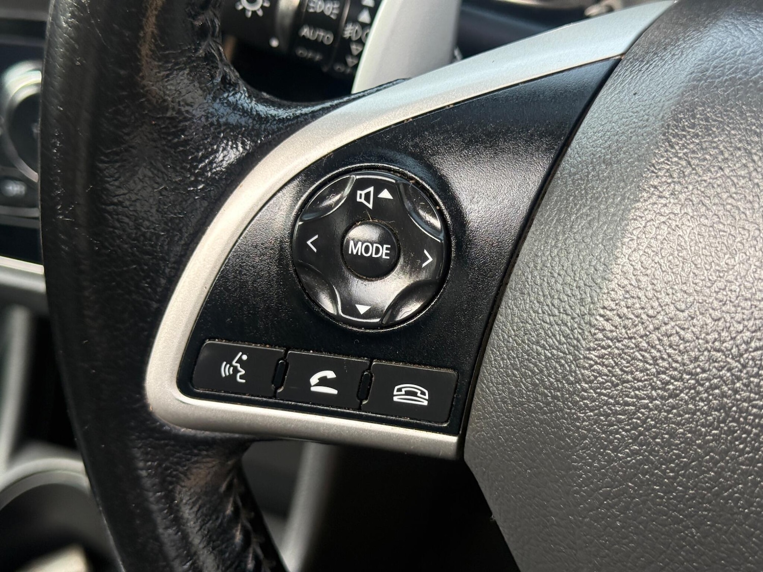 Used Mitsubishi Outlander 2014 for sale - 77408861: Photo 42