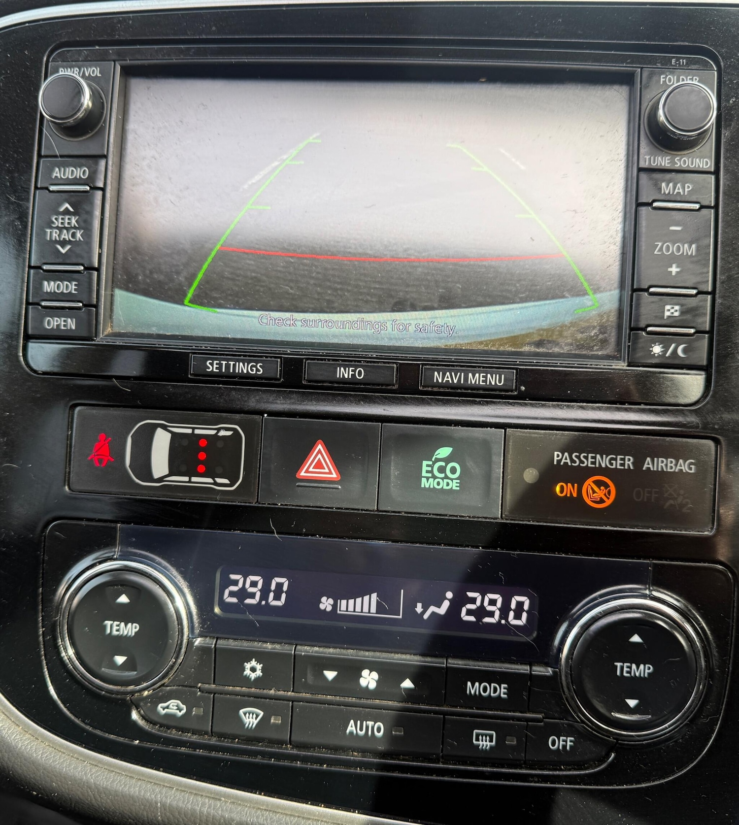 Used Mitsubishi Outlander 2014 for sale - 77408861: Photo 43