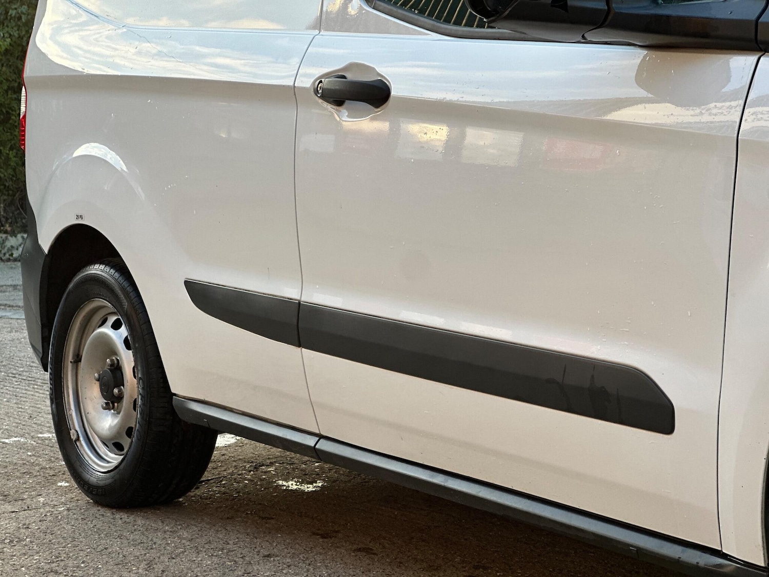 Used Ford Transit Courier 2020 for sale - 77603810: Photo 21