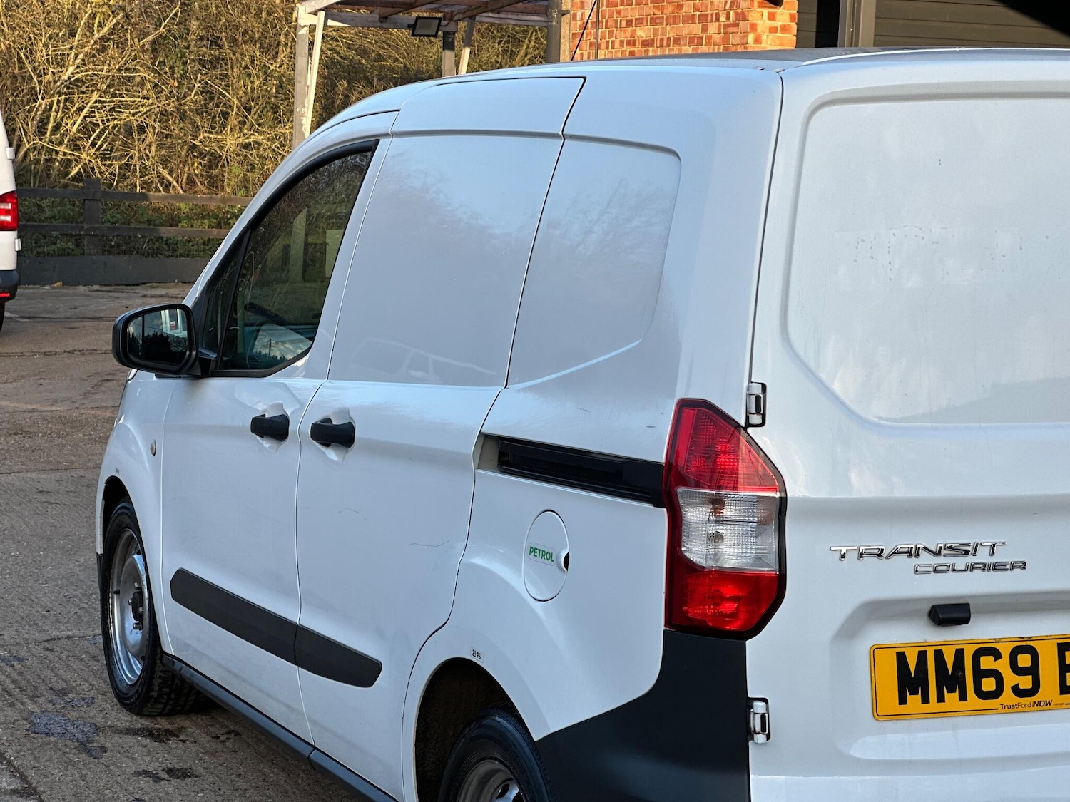 Used Ford Transit Courier 2020 for sale - 77603810: Photo 25