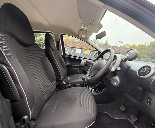 Used Peugeot 107 2014 for sale - 76243571: Photo 14