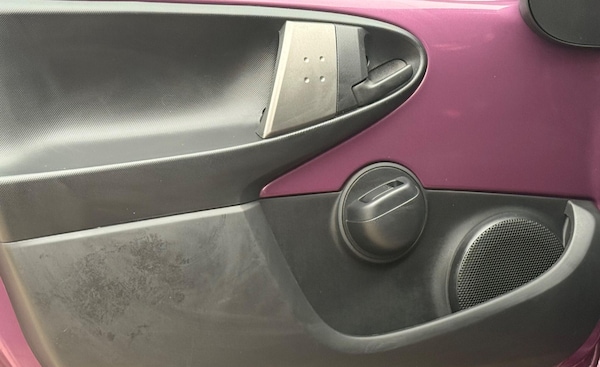 Used Peugeot 107 2014 for sale - 76243571: Photo 18