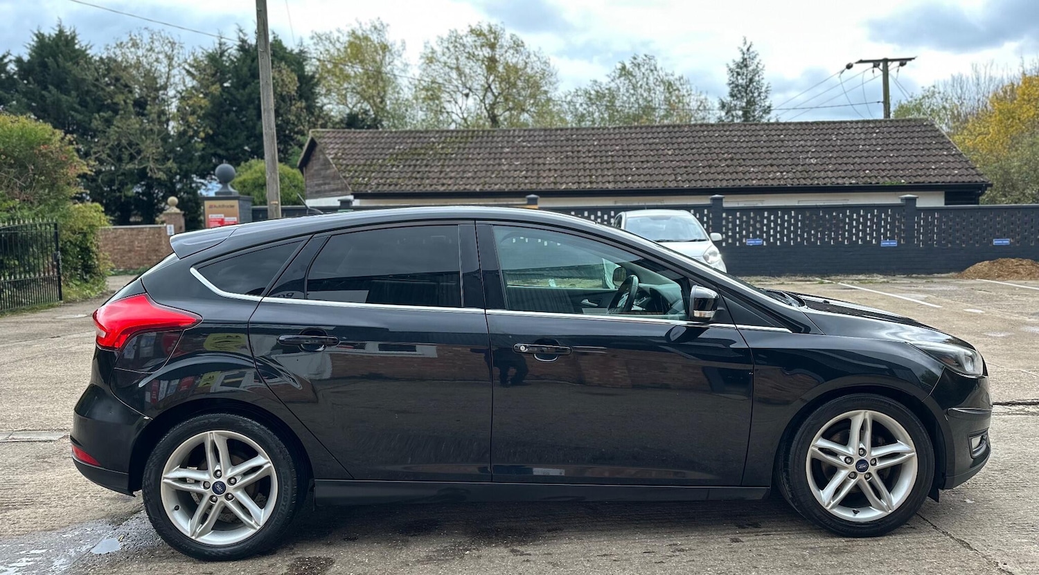 Used Ford Focus 2015 for sale - 76357815: Photo 12