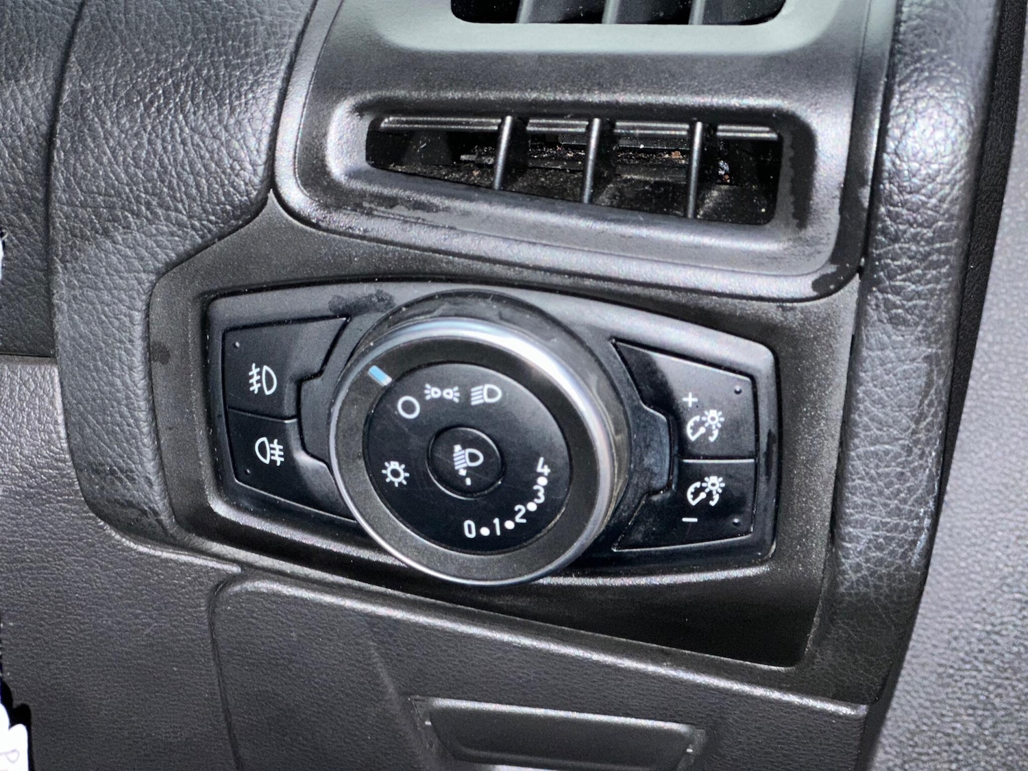 Used Ford Focus 2015 for sale - 76357815: Photo 48