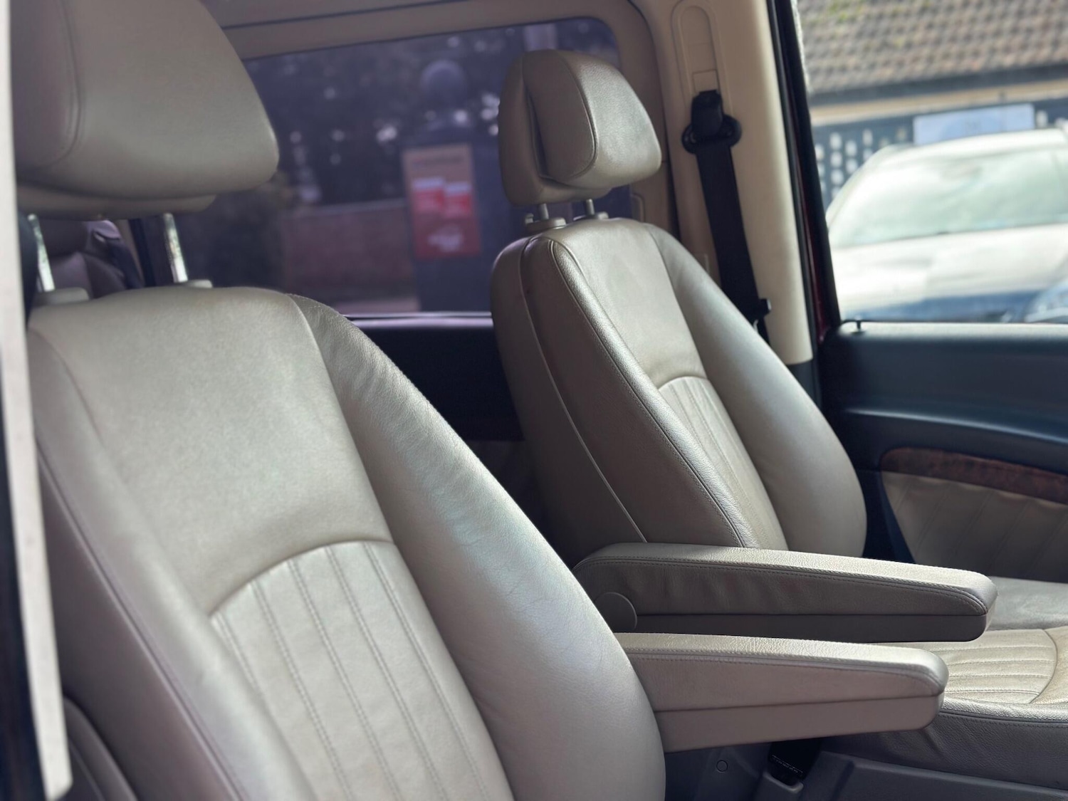 Used Mercedes-Benz Viano 2012 for sale - 77733485: Photo 33