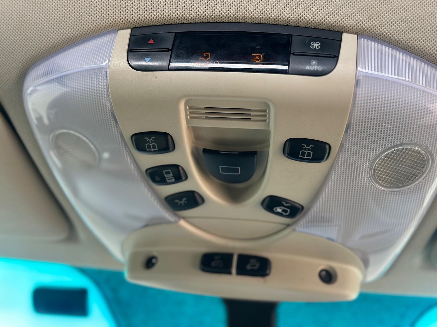 Used Mercedes-Benz Viano 2012 for sale - 77733485: Photo 51