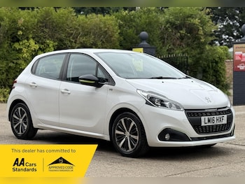 Used Peugeot 208 2016 for sale - 75608372: Photo