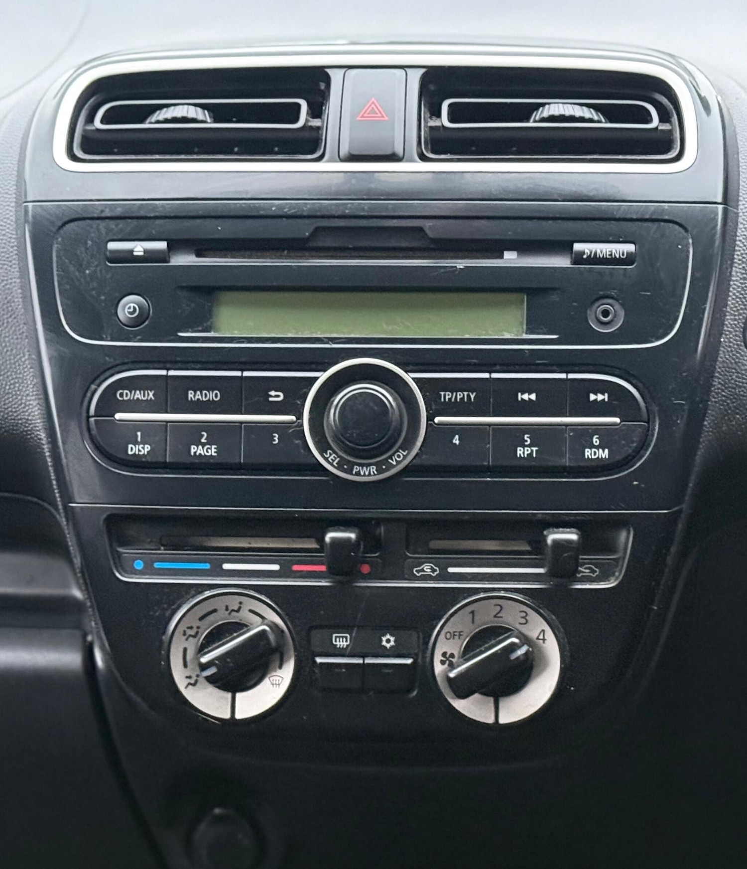 Used Mitsubishi Mirage 2013 for sale - 77301608: Photo 24