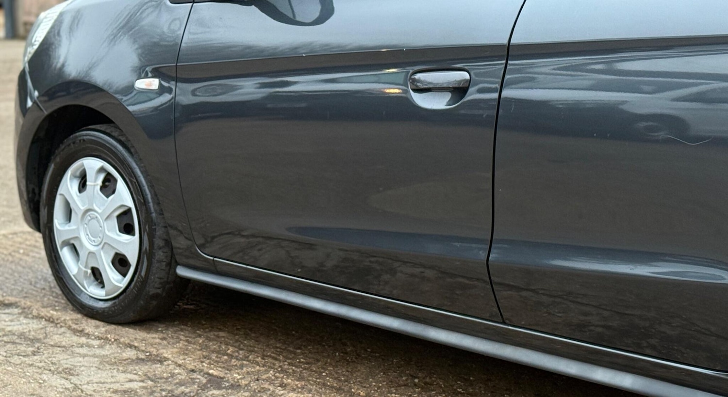 Used Mitsubishi Mirage 2013 for sale - 77301608: Photo 34