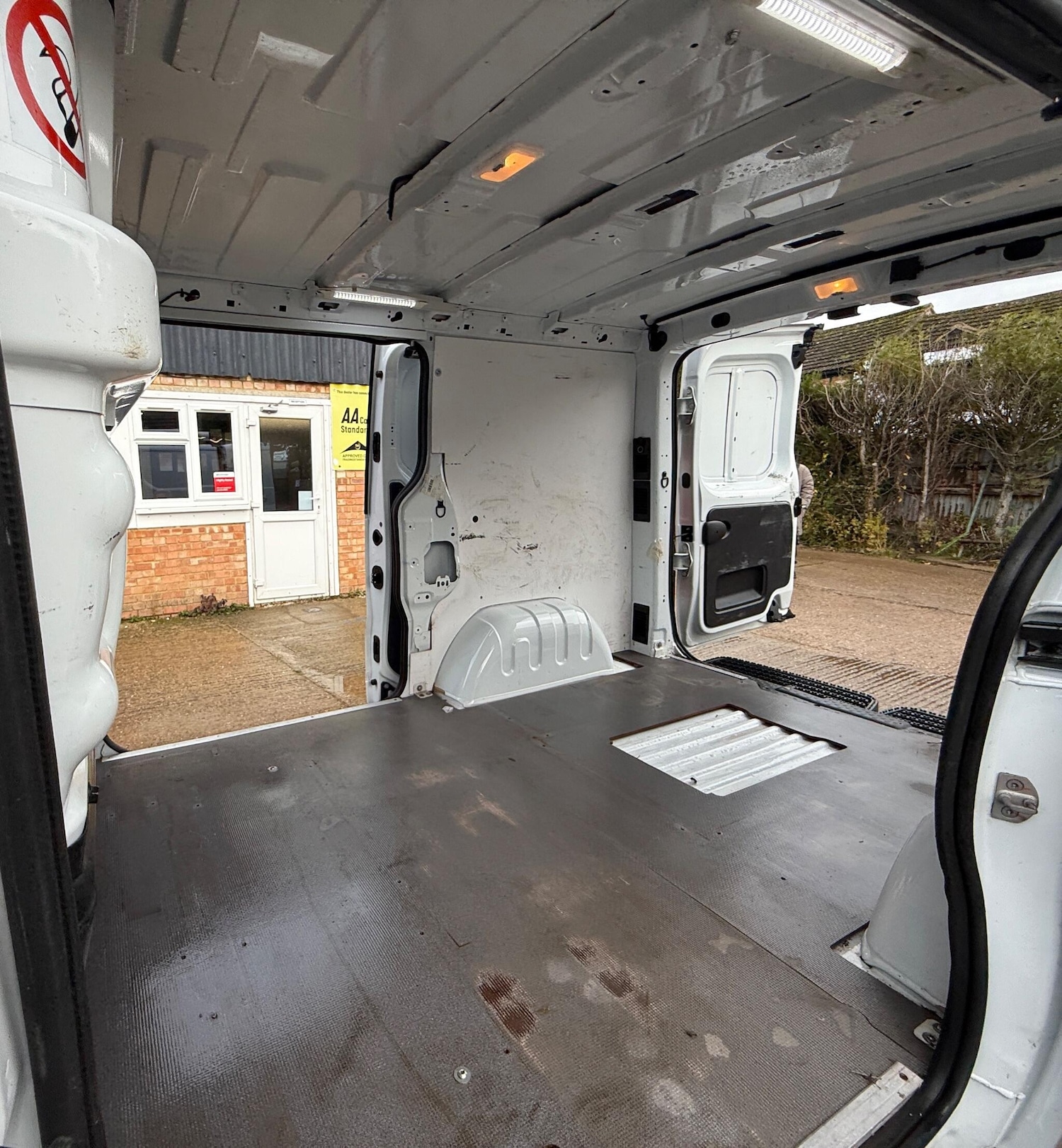 Used Vauxhall Vivaro 2016 for sale - 76490925: Photo 16