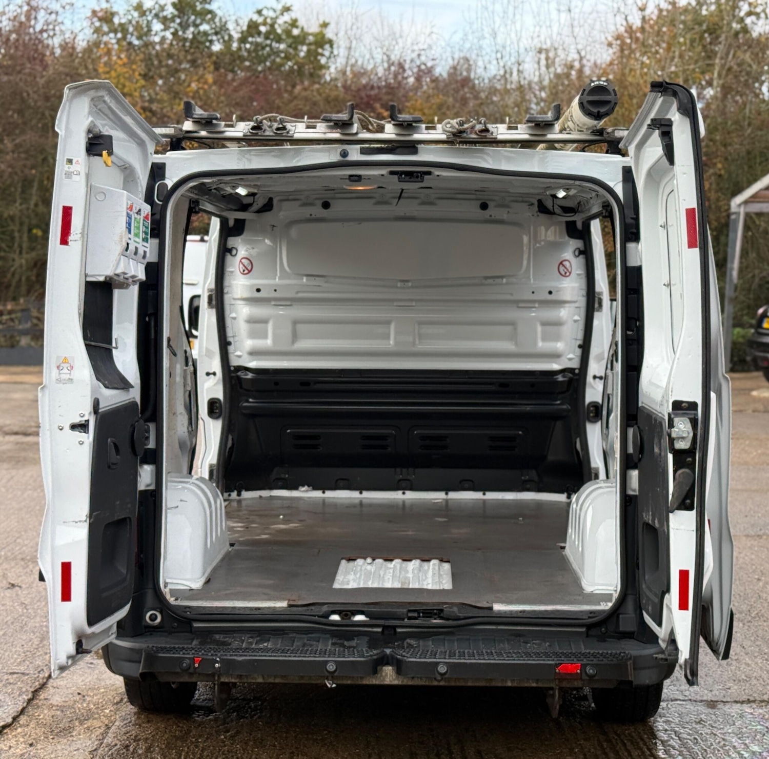 Used Vauxhall Vivaro 2016 for sale - 76490925: Photo 17