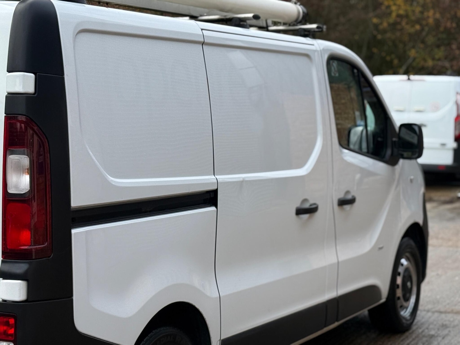 Used Vauxhall Vivaro 2016 for sale - 76490925: Photo 31