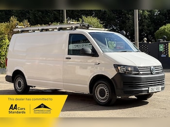 Used Volkswagen Transporter 2017 for sale - 79507420: Photo
