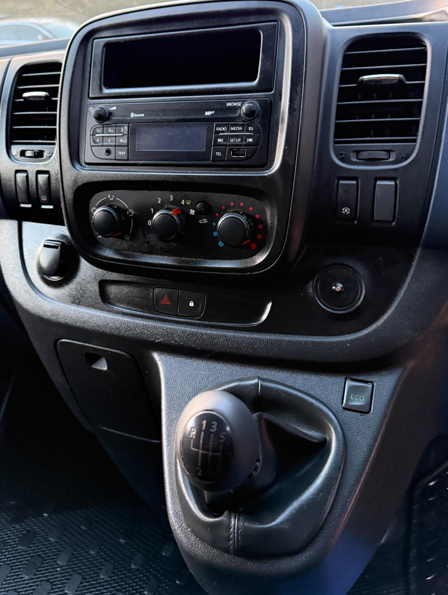 Used Vauxhall Vivaro 2015 for sale - 76804323: Photo 20