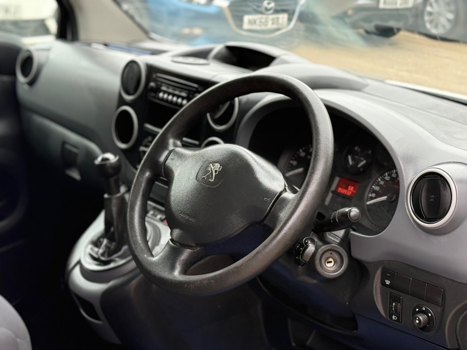 Used Peugeot Partner 2013 for sale - 78092395: Photo 13