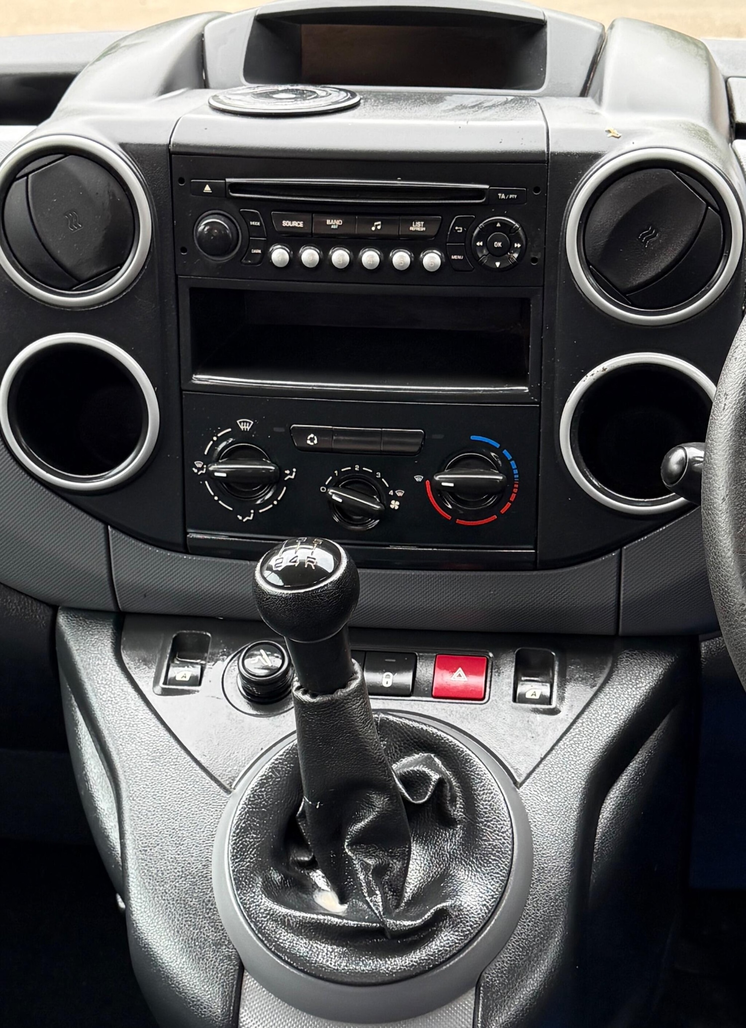 Used Peugeot Partner 2013 for sale - 78092395: Photo 19