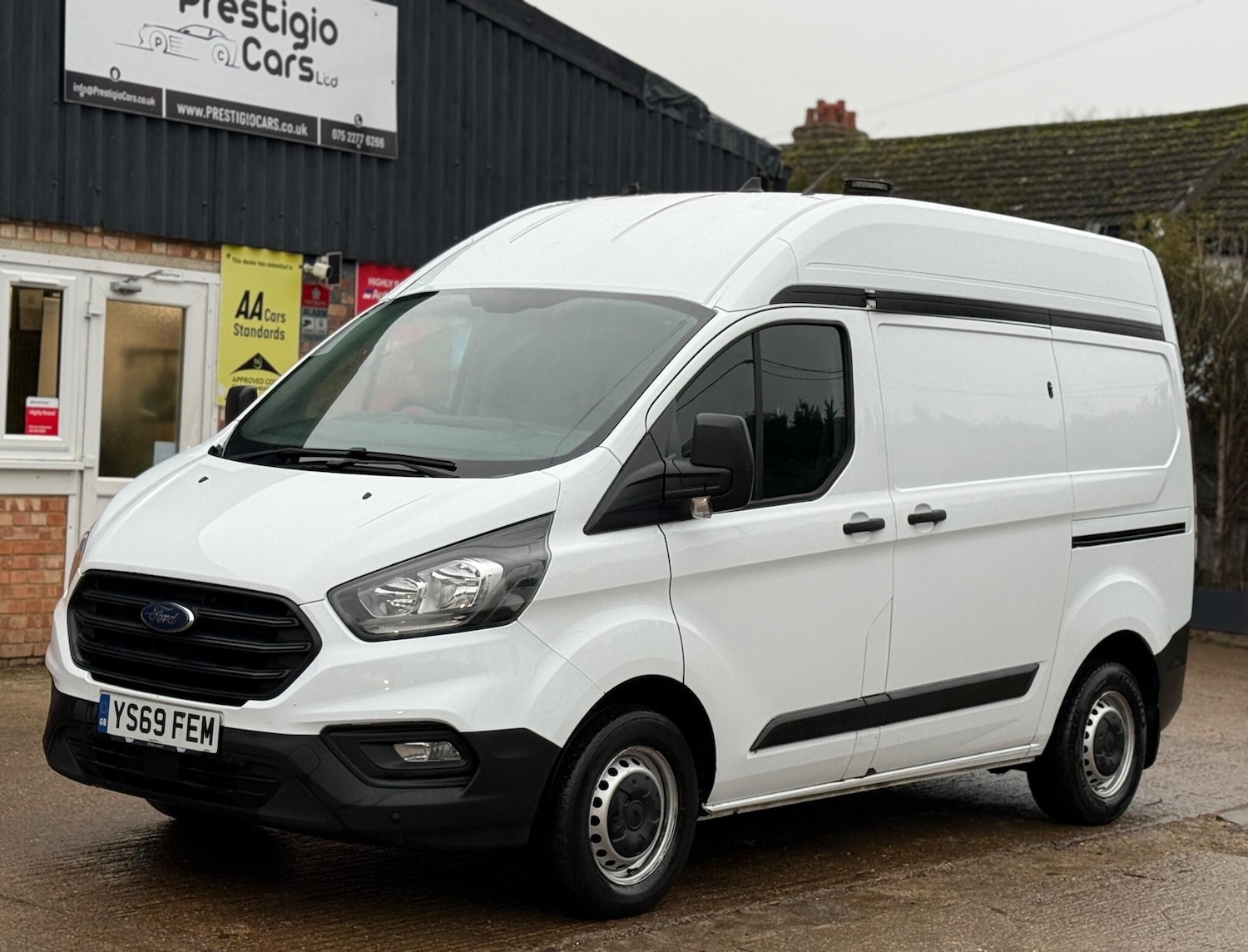 Used Ford Transit Custom 2020 for sale - 77136204: Photo 3
