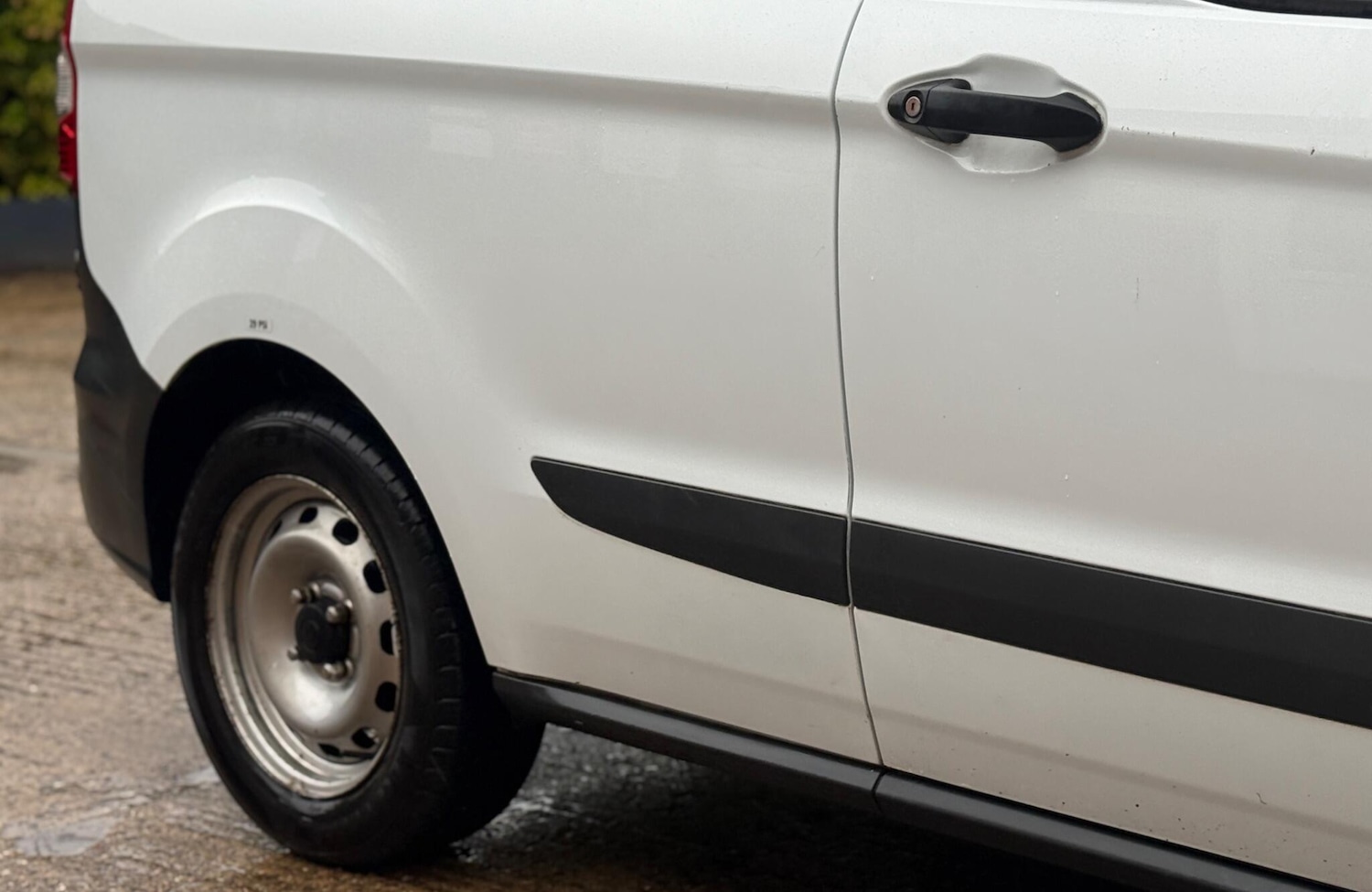 Used Ford Transit Courier 2020 for sale - 77336901: Photo 19