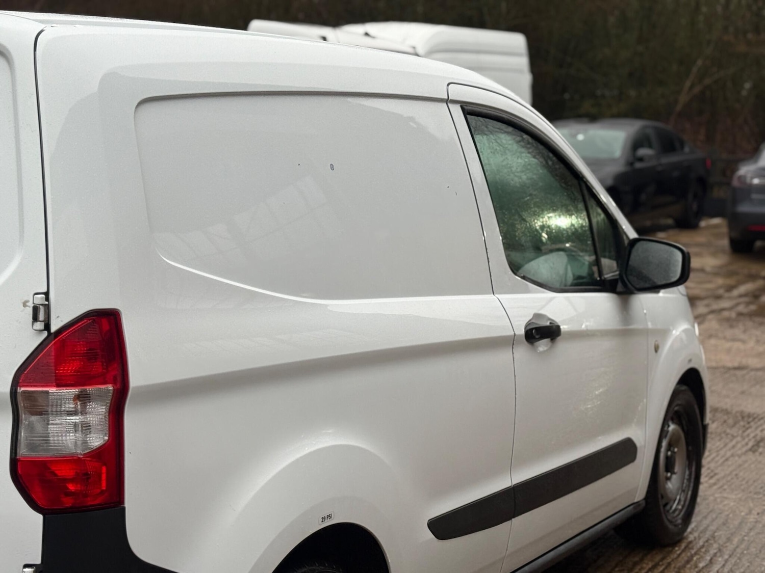 Used Ford Transit Courier 2020 for sale - 77336901: Photo 26