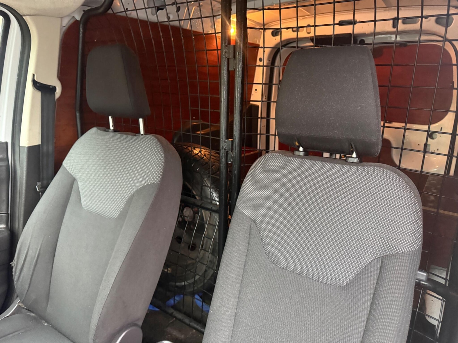 Used Ford Transit Courier 2020 for sale - 77336901: Photo 30