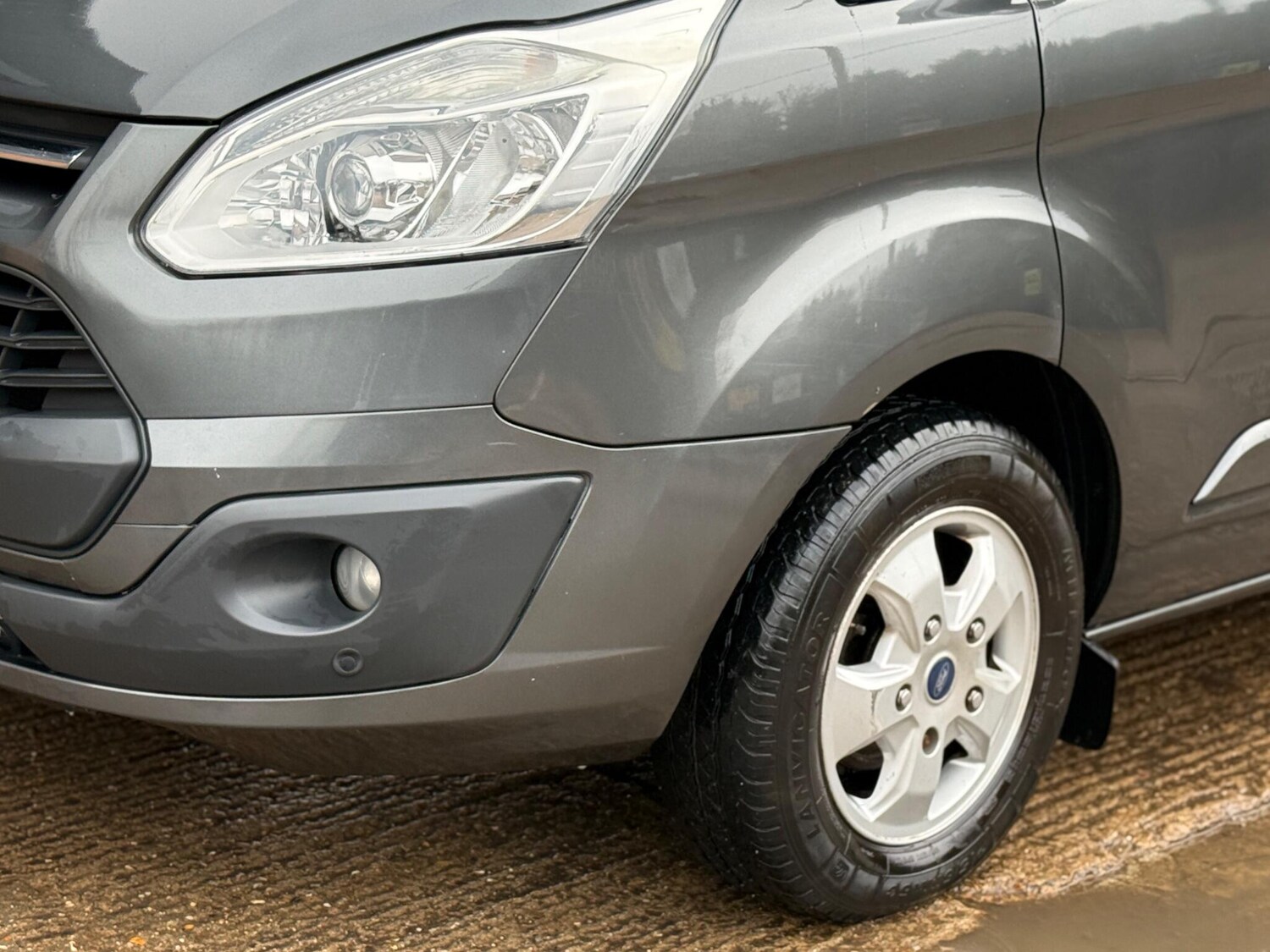 Used Ford Transit Custom 2017 for sale - 77542607: Photo 19