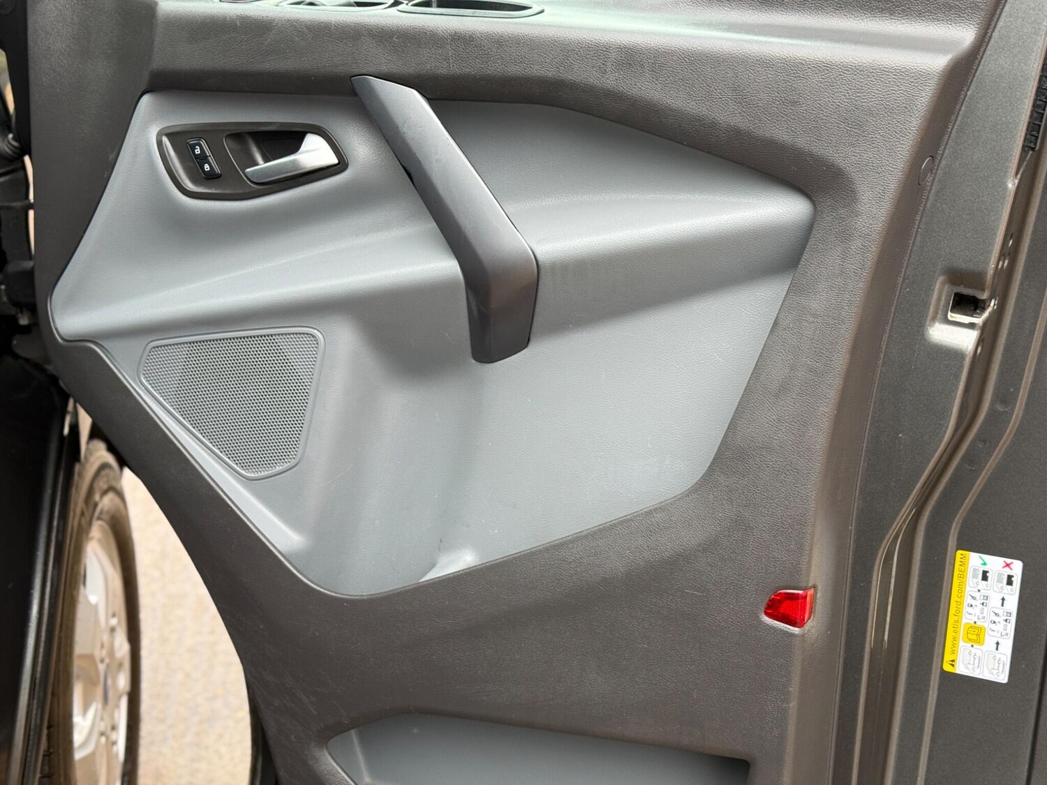 Used Ford Transit Custom 2017 for sale - 77542607: Photo 25