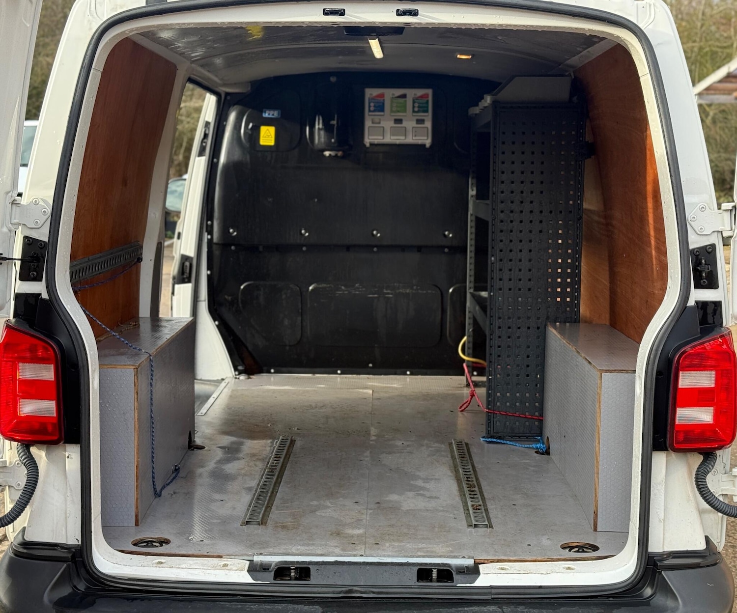 Used Volkswagen Transporter 2017 for sale - 76859374: Photo 12