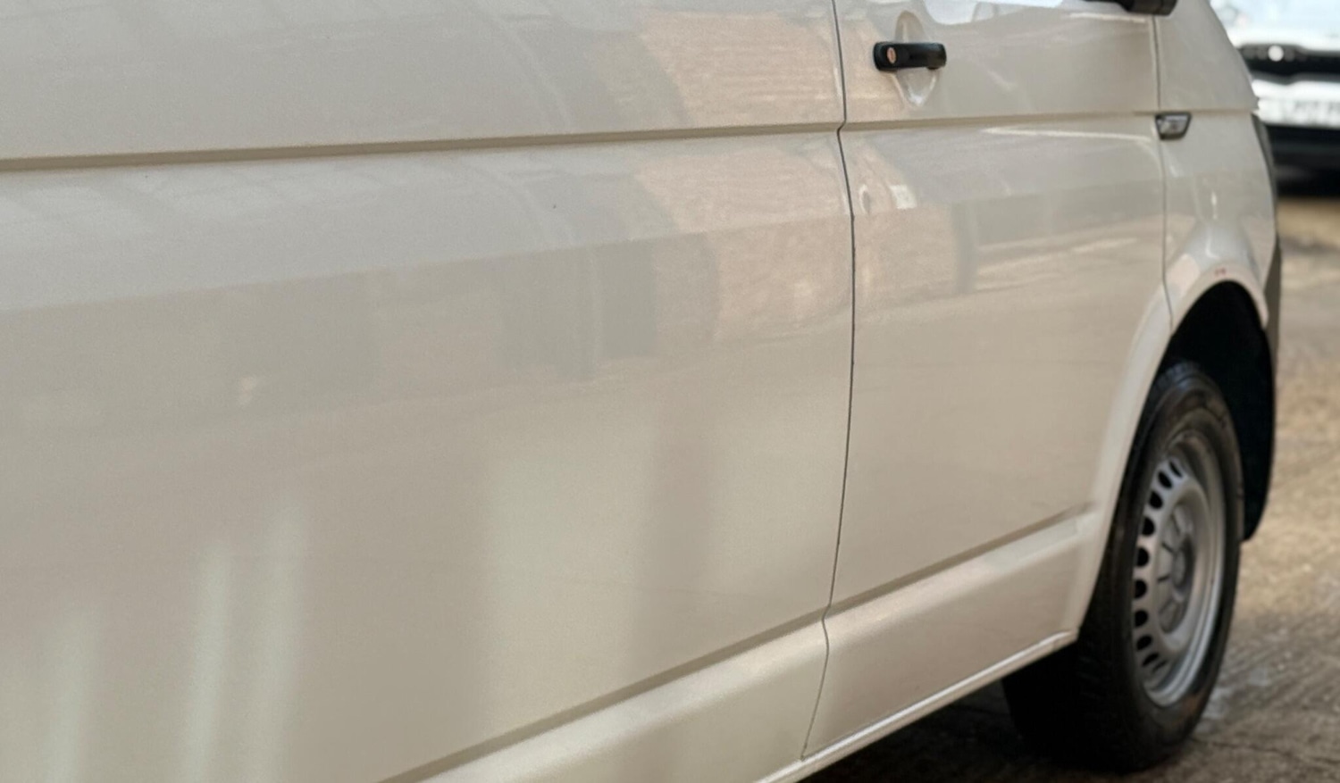 Used Volkswagen Transporter 2017 for sale - 76859374: Photo 24