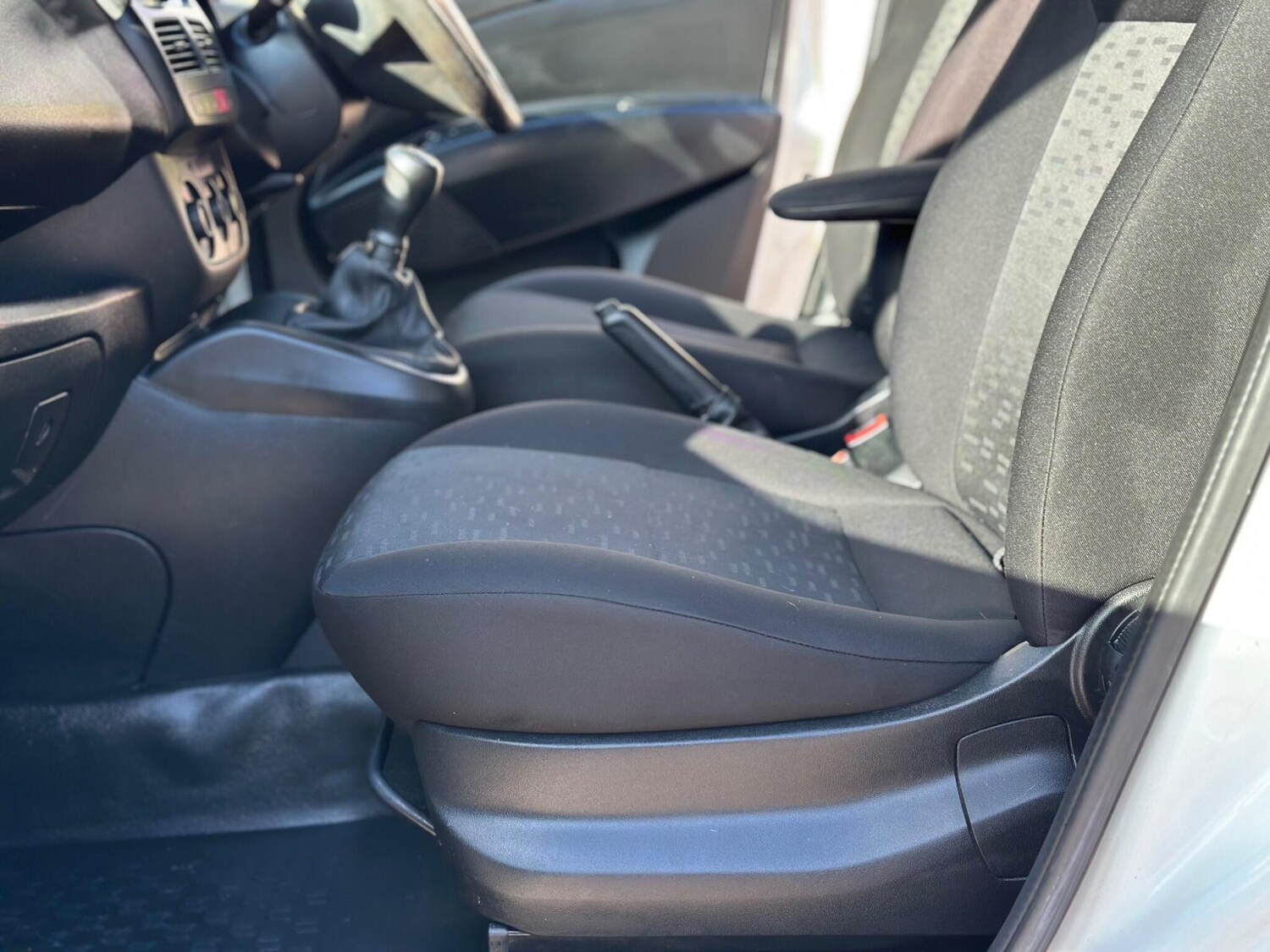 Used Vauxhall Combo 2013 for sale - 76883926: Photo 38