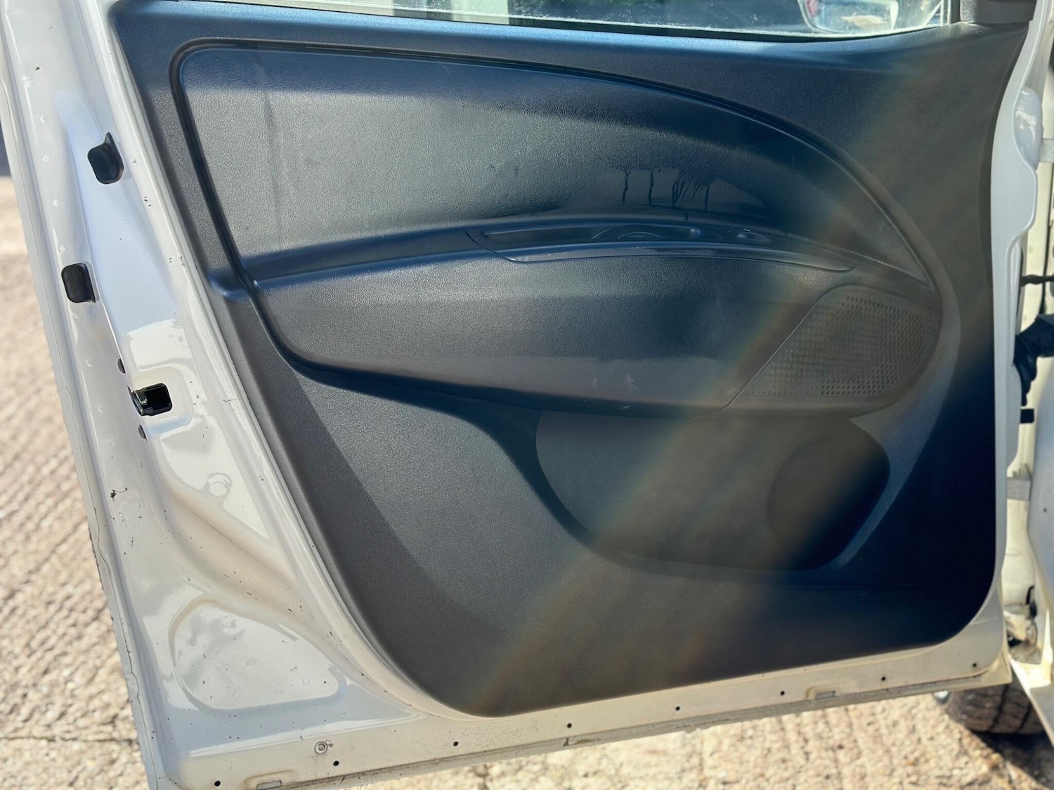 Used Vauxhall Combo 2013 for sale - 76883926: Photo 40