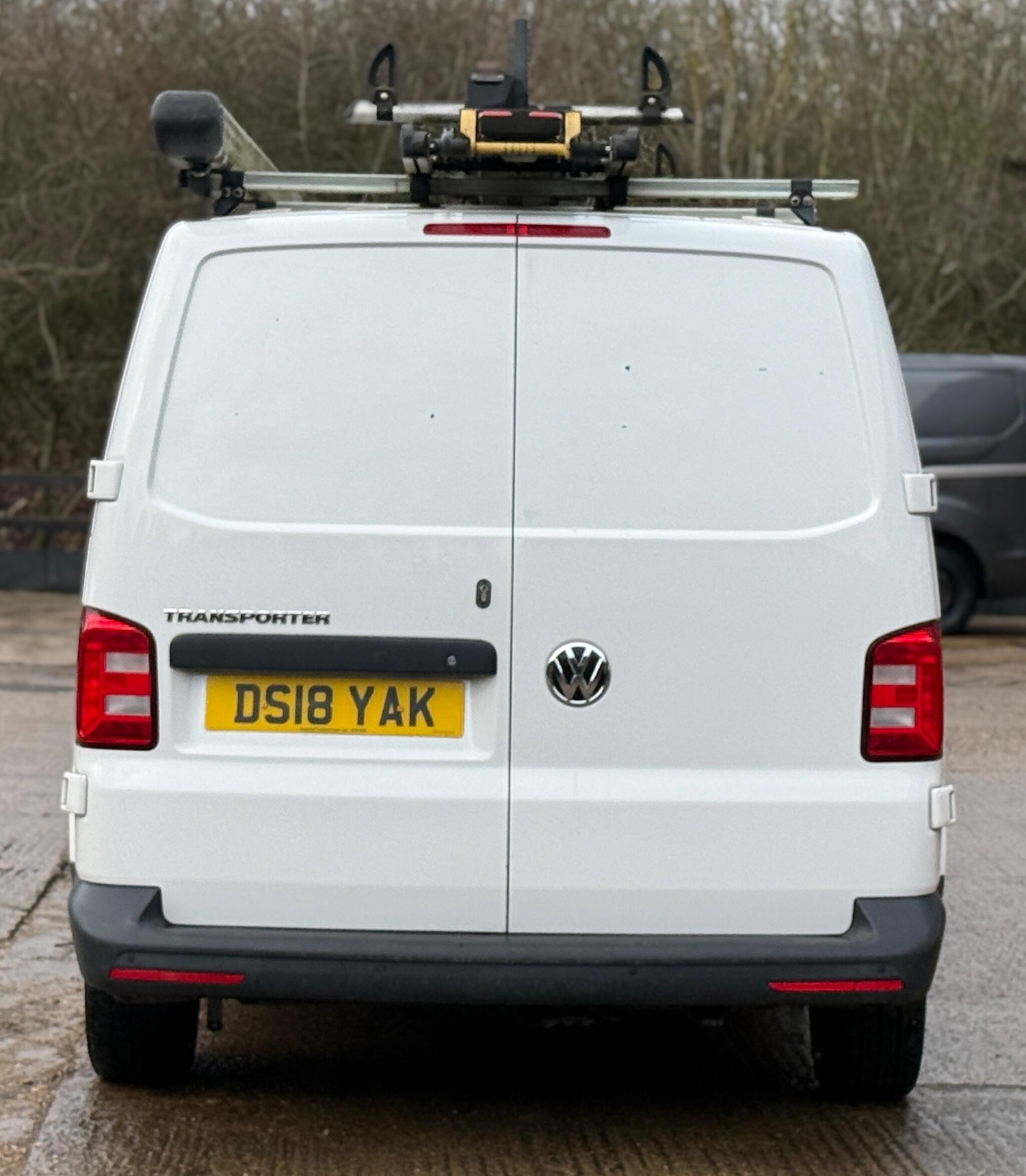 Used Volkswagen Transporter 2018 for sale - 77171404: Photo 10