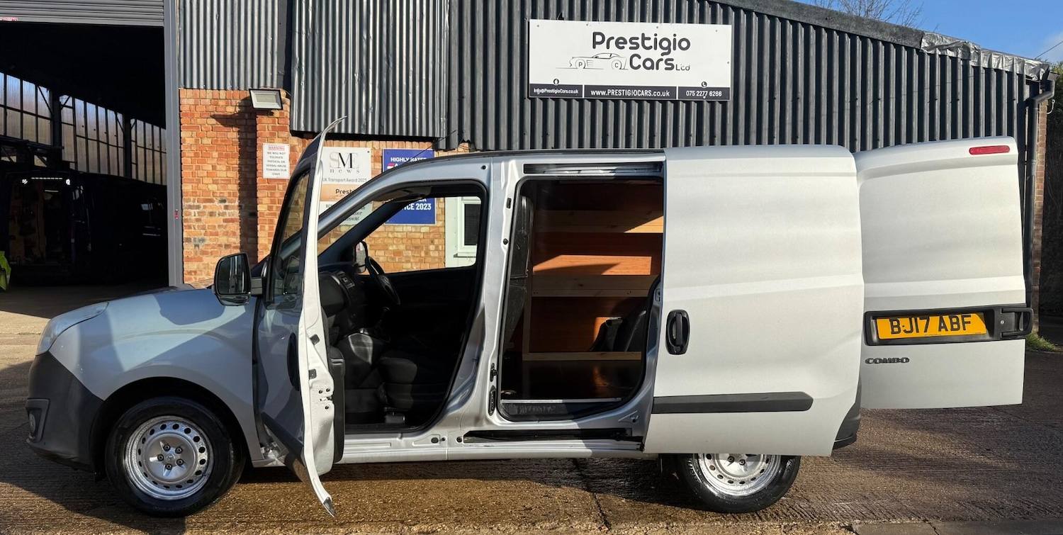 Used Vauxhall Combo 2017 for sale - 76565581: Photo 19