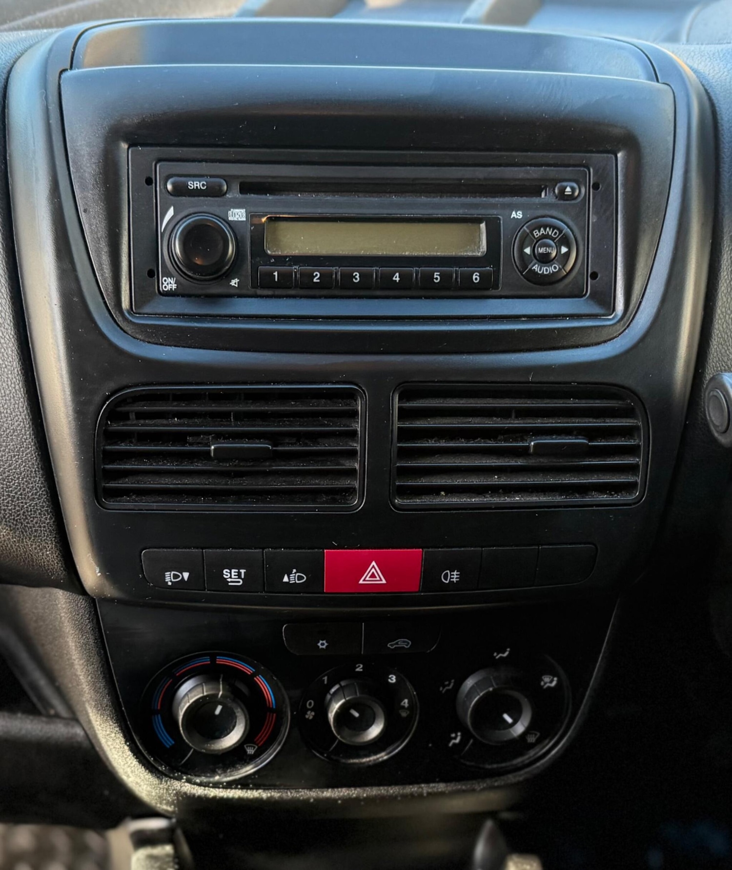 Used Vauxhall Combo 2017 for sale - 76565581: Photo 21